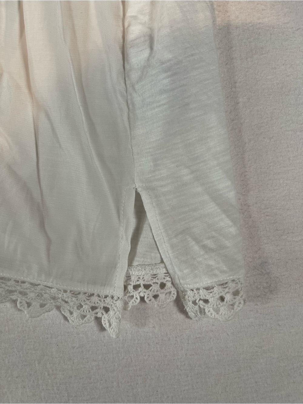 Democracy White Eyelet Lace Trim Boho Tank Women’s Size L - Picture 6 of 9